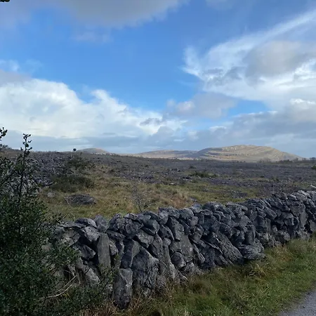 Burren Garden Glamping Hut * Boston