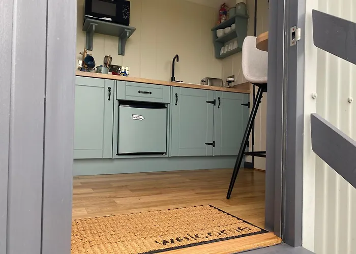 1 Bed Pod - Sleeps 2 - Pets - Garden - Parking 木屋